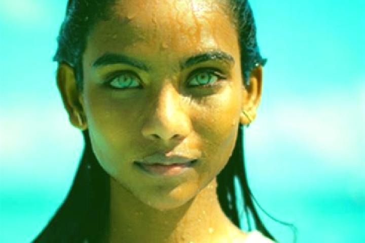 Hannah, 29, a red blue-eyed indian companion based in Pedro Martinez. Offering Tantra, Dinner Date, Striptease. Available for incall and outcall, overnight b...
