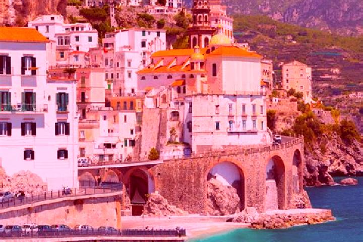 Hannah, 29 — Escort in Camburzano, Italy