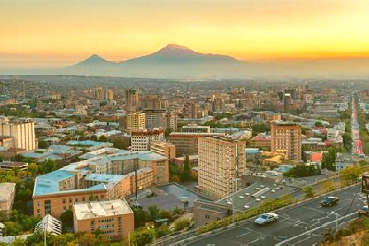 Hannah, 29 — Escort in Hnaberd, Armenia