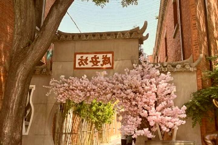 Hannah, 29 — Escort in Jiangtan, China