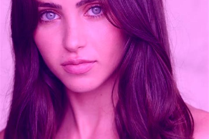 Hannah, 30, a auburn dark-eyed latina companion based in Yaren. Offering CIM, Prostate Massage, Striptease, Domination. Available for incall and outcall, day...
