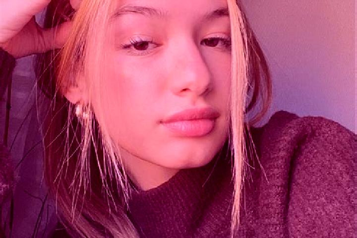 Hannah, 30, a blonde brown-eyed ebony companion based in Artashavan. Offering GFE, Deep French Kissing, OWO. Available for incall and outcall, day and evenin...