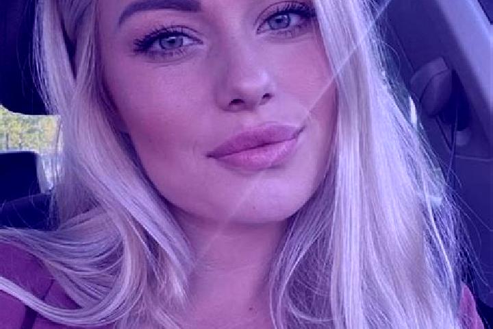 Hannah, 30, a blonde hazel-eyed caribbean companion based in Lippstadt. Offering Massage, Overnight, Party Girl. Available for incall and outcall, overnight ...