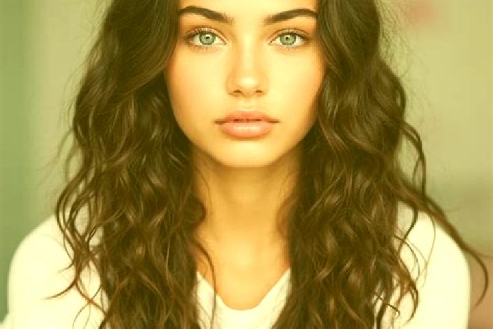 Hannah, 30, a brunette green-eyed mediterranean companion based in Tokomaru. Offering Overnight, Striptease, Erotic Massage, CIM. Available for incall and ou...