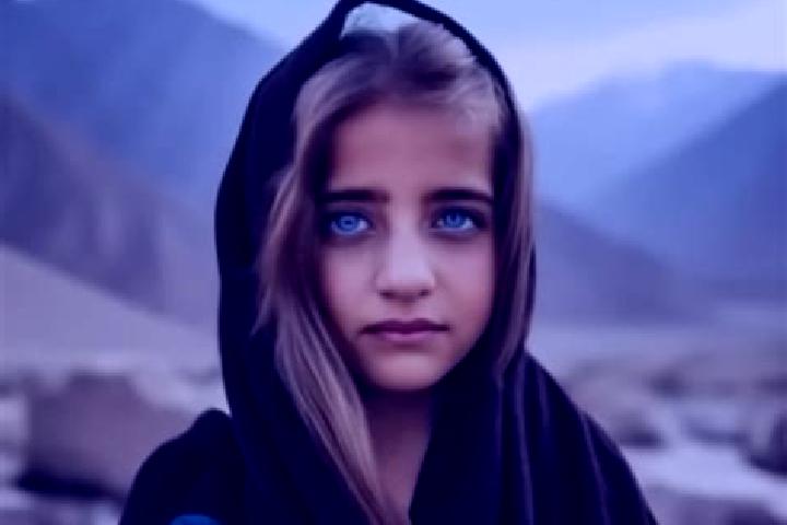 Hannah, 30, a dark blonde amber-eyed middle eastern companion based in Jiangwang. Offering Overnight, Dinner Date, CIM, Fetish. Available for incall and outc...