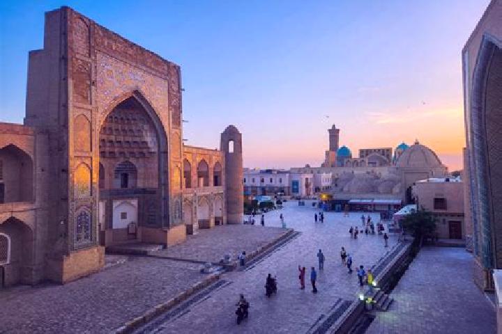 Hannah, 30 — Escort in Charxin, Uzbekistan
