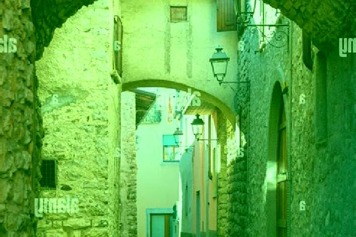 Hannah, 30 — Escort in Entratico, Italy