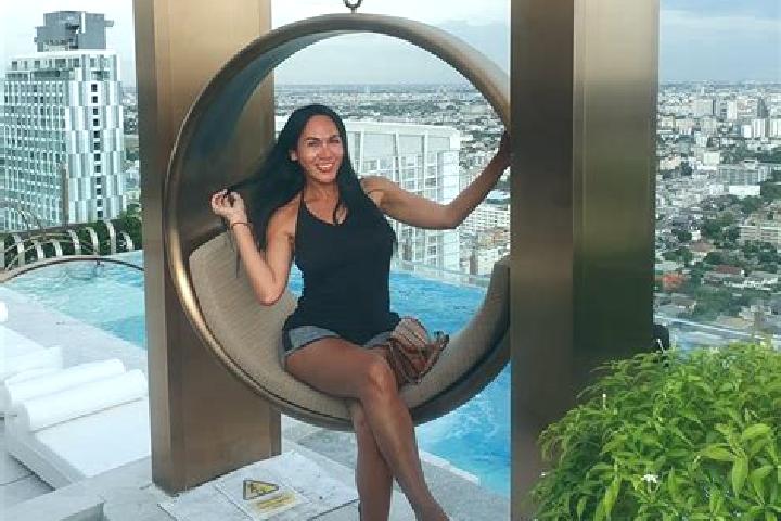 Hannah, 30 — Escort in Hasselt, Netherlands