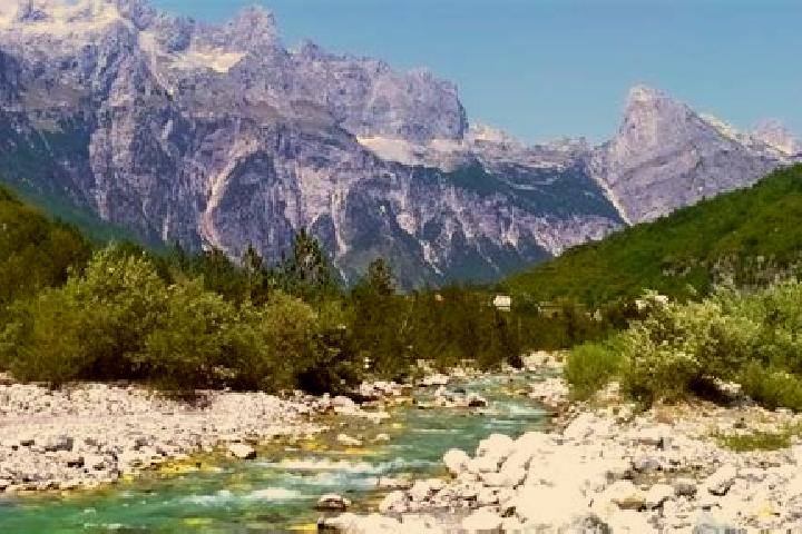 Hannah, 30 — Escort in Kacinar, Albania