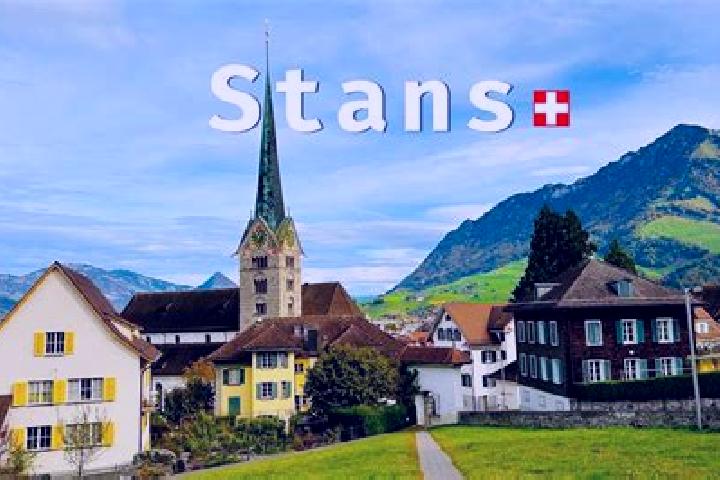Hannah, 30 — Escort in Stans, Switzerland