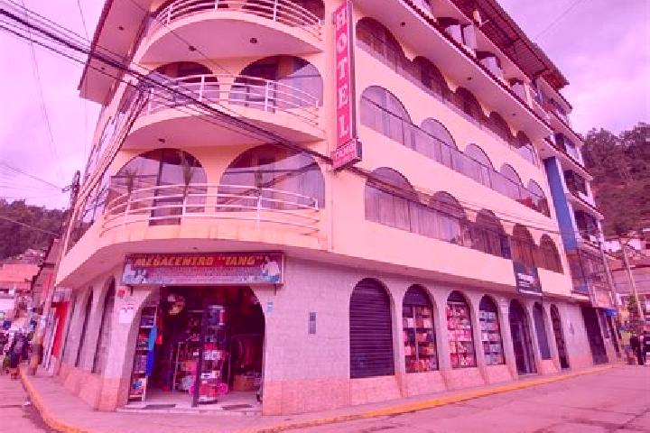 Hannah, 30 — Escort in Yanama, Peru