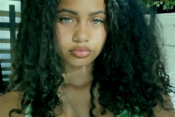 Hannah, 31, a blonde amber-eyed mixed companion based in Lesquielles-Saint-Germain. Offering Party Girl, Deep French Kissing, Couples. Available for incall a...
