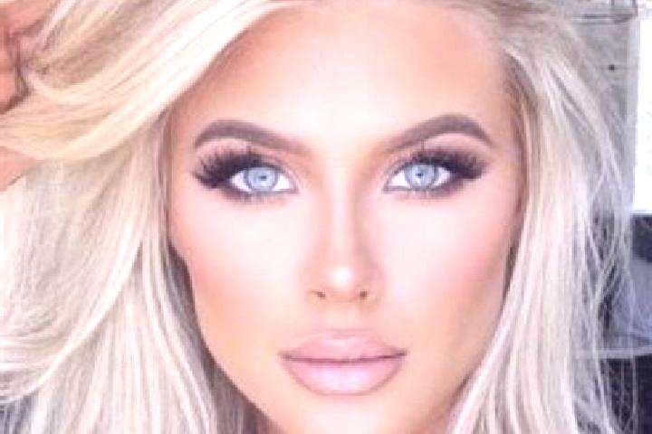 Hannah, 31, a platinum blonde amber-eyed ebony companion based in Hulsede. Offering Striptease, Couples, Erotic Massage. Available for incall and outcall, ov...