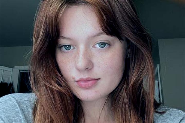 Hannah, 31, a red brown-eyed mediterranean companion based in Ashil ta. Offering BDSM, CIM, Couples. Available for incall and outcall, day and evening dates.
