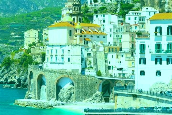 Hannah, 31 — Escort in Bernezzo, Italy