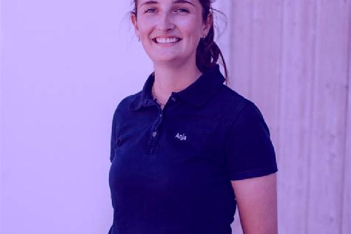 Hannah, 31 — Escort in Burggen, Germany