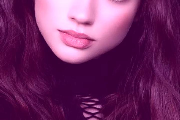 Hannah, 32, a brunette dark-eyed european companion based in Piscu Nou. Offering GFE, Dinner Date, Party Girl. Available for incall and outcall, day and even...