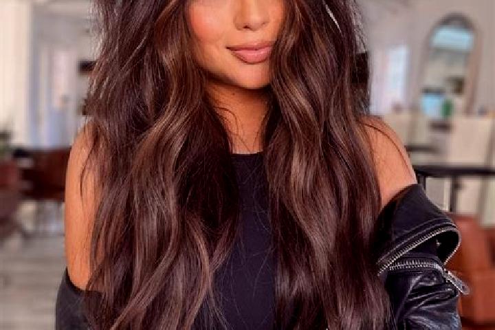 Hannah, 32, a brunette dark-eyed mixed companion based in Foria. Offering Dinner Date, Striptease, Duos. Available for incall and outcall, day and evening da...