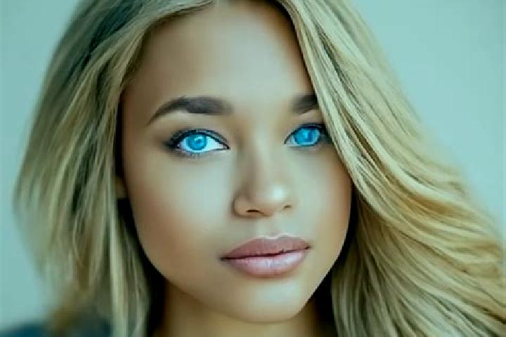 Hannah, 32, a dark blonde blue-eyed latina companion based in Mapinkebak. Offering CIM, Tantra, Duos, Striptease. Available for incall and outcall, day and e...