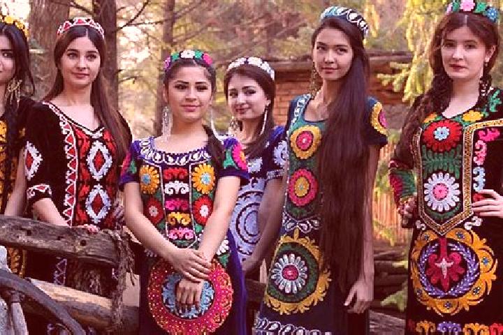 Hannah, 32 — Escort in Dang ara, Uzbekistan