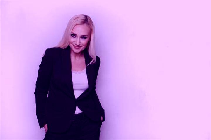 Hannah, 32 — Escort in Milicz, Poland