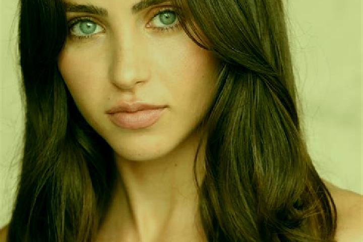 Hannah, 33, a brunette dark-eyed caucasian companion based in Cuitlahuac. Offering Roleplay, Deep French Kissing, Tantra, Erotic Massage, Duos. Available for...