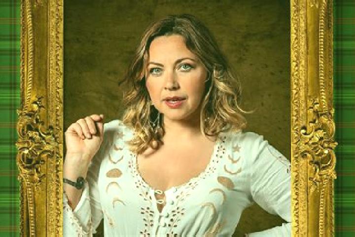 Hannah, 33 — Escort in Queue-du-Bois, Belgium