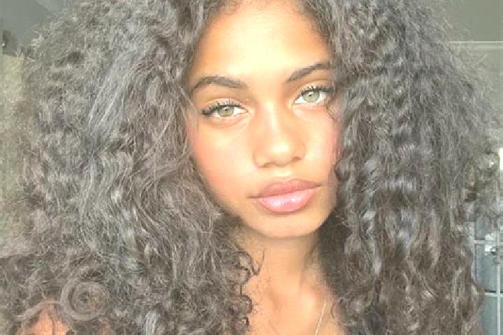 Hannah, 34, a auburn blue-eyed ebony companion based in Mezel. Offering Duos, Deep French Kissing, Couples, Tantra, Dinner Date. Available for incall and out...