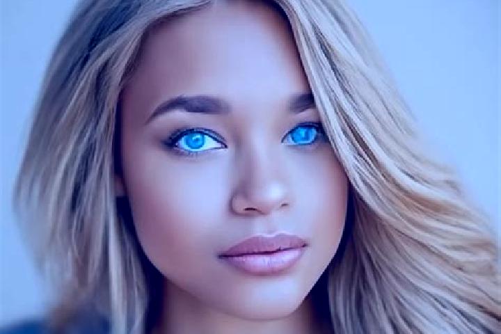 Hannah, 34, a blonde blue-eyed latina companion based in Befla. Offering Erotic Massage, Dinner Date. Available for incall and outcall, day and evening dates.