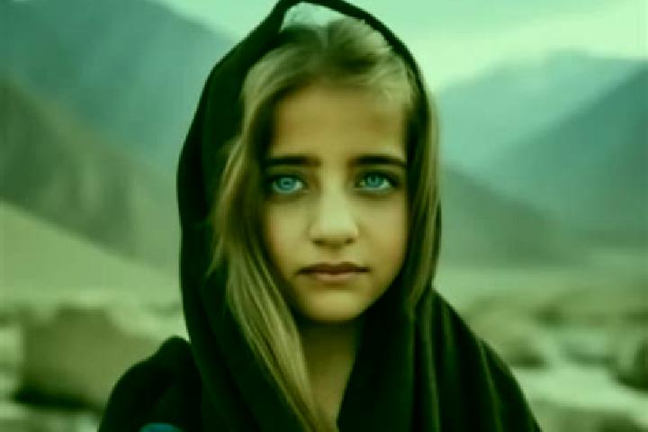 Hannah, 34, a red dark-eyed middle eastern companion based in Esfanjan. Offering Roleplay, BDSM. Available for incall and outcall, day and evening dates.