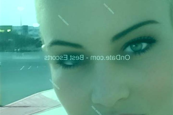 Hannah, 34 — Escort in Delphi, United States