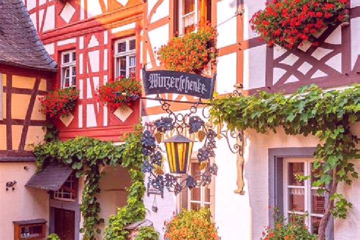 Hannah, 34 — Escort in Schmorda, Germany