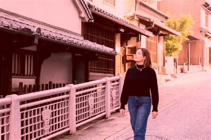 Hannah, 34 — Escort in Shichijo, Japan