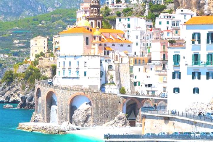 Hannah, 35 — Escort in Cedrasco, Italy