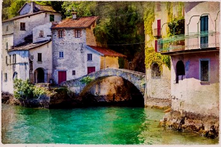 Hannah, 35 — Escort in Consiglio di Rumo, Italy