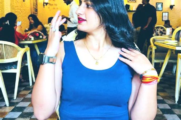 Hannah, 35 — Escort in Jubbal, India