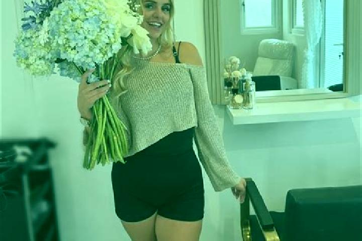Hannah, 35 — Escort in Lydd, United Kingdom
