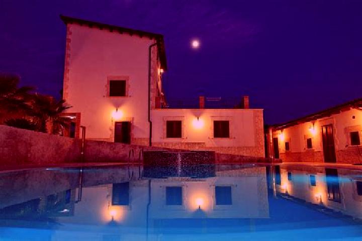 Hannah, 35 — Escort in Palma di Montechiaro, Italy