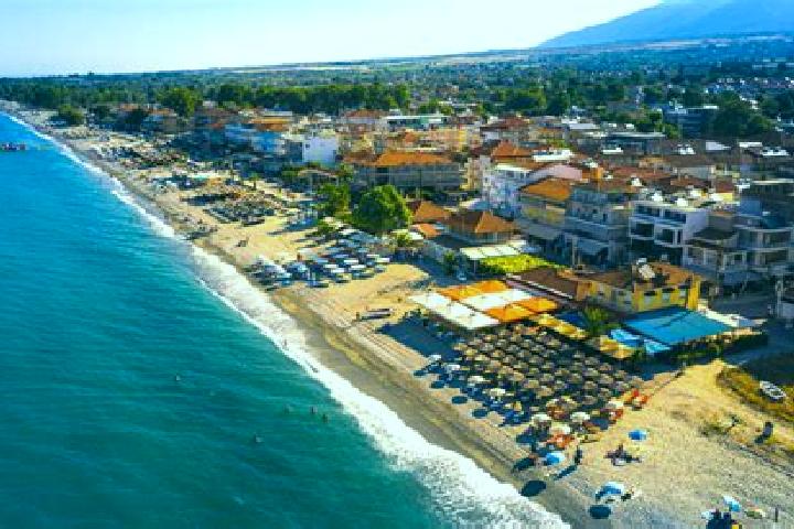 Hannah, 35 — Escort in Paralia Rachon, Greece