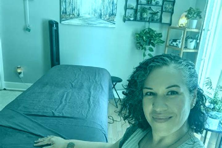 Hannah, 36, a black dark-eyed ebony companion based in Ayacucho. Offering Couples, Tantra, Massage. Available for incall and outcall, overnight bookings avai...