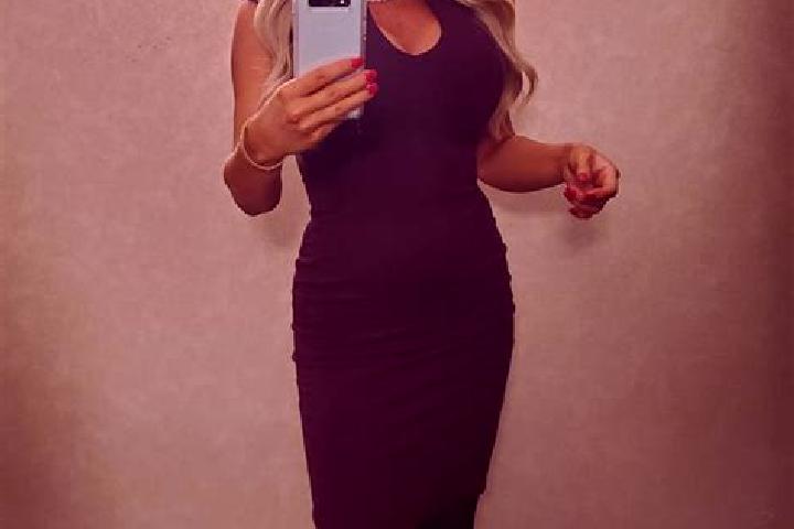 Hannah, 36, a blonde grey-eyed ebony companion based in Colonial Acres. Offering OWO, Striptease, Dinner Date. Available for incall and outcall, day and even...