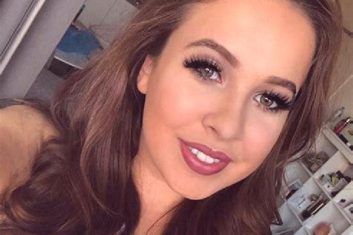 Hannah, 36, a brunette amber-eyed latina companion based in Khalaf-e Mosallam. Offering Overnight, Striptease, Dinner Date, A-Level, Prostate Massage. Availa...