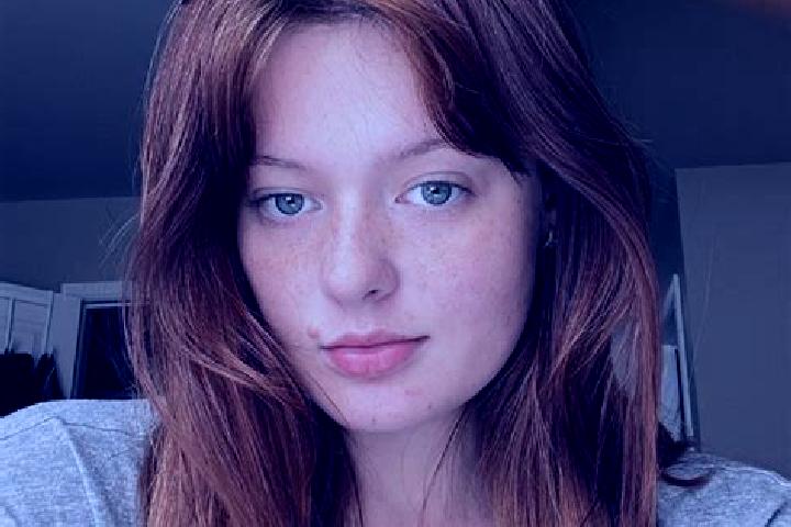 Hannah, 36, a red green-eyed mediterranean companion based in Forgandenny. Offering Overnight, Erotic Massage. Available for incall and outcall, day and even...