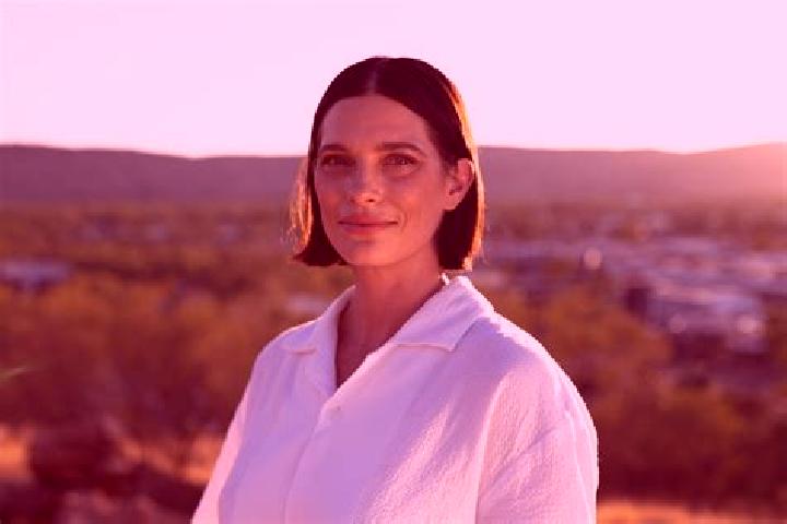 Hannah, 36 — Escort in Braitling, Australia