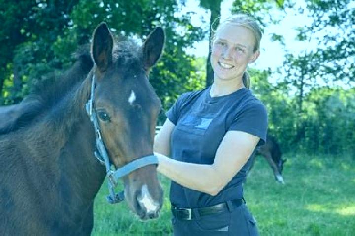 Hannah, 36 — Escort in Fargau-Pratjau, Germany