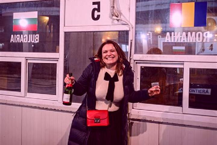 Hannah, 36 — Escort in Hoceni, Romania