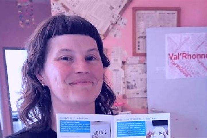 Hannah, 36 — Escort in Monce-en-Belin, France