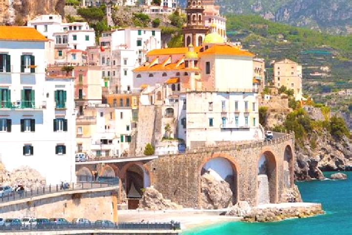 Hannah, 36 — Escort in Seriate, Italy