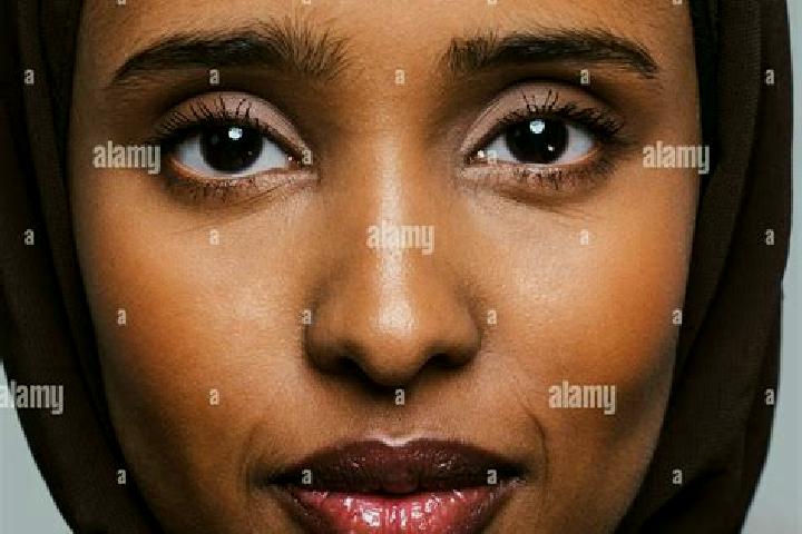 Hannah, 37, a black brown-eyed middle eastern companion based in Eilbek. Offering CIM, Massage, 69, A-Level. Available for incall and outcall, day and evenin...