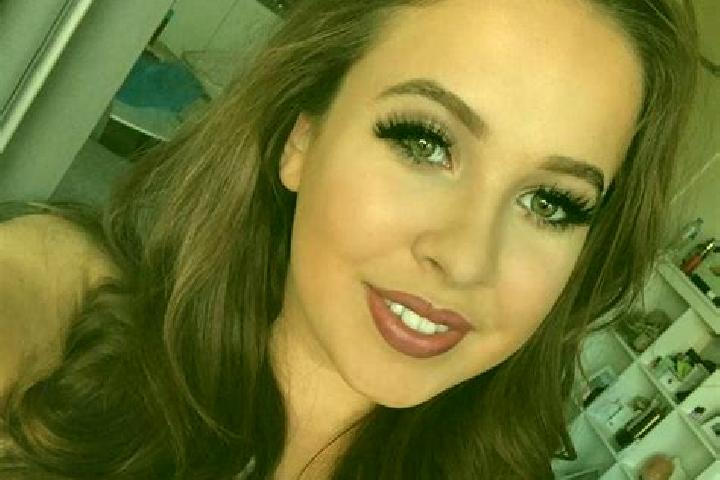 Hannah, 37, a dark blonde dark-eyed slavic companion based in Steinbach am Taunus. Offering Girlfriend Experience, Overnight, Dinner Date. Available for inca...